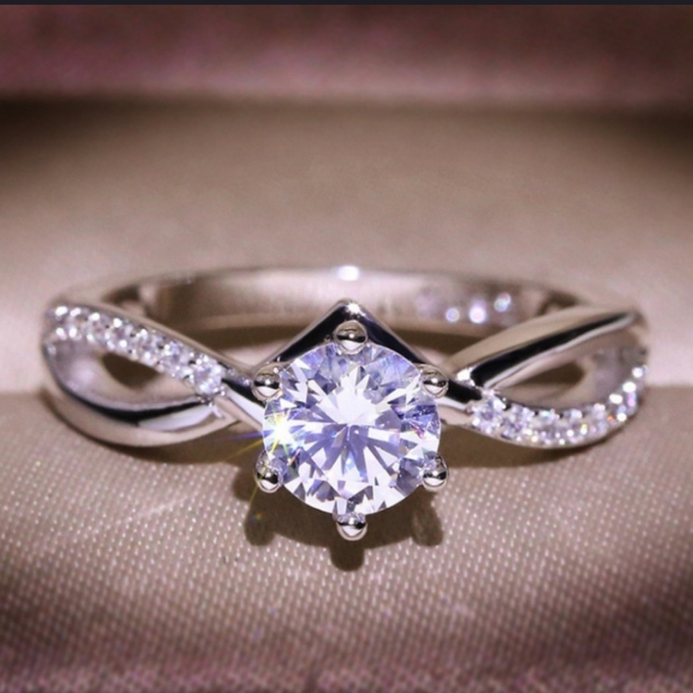 925 Sterling Silver Moissanite Ring